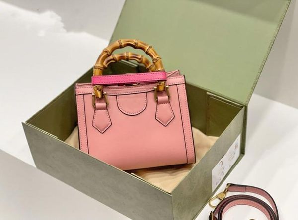 2021 bag handbag pink fashion color exquisite versatile bamboo handle with buckle classic personality highend temperament style3889942, Black;red
2021 bag handbag pink fashion color exquisite versatile bamboo handle with buckle classic personality highend temperament style3889942, Black;red