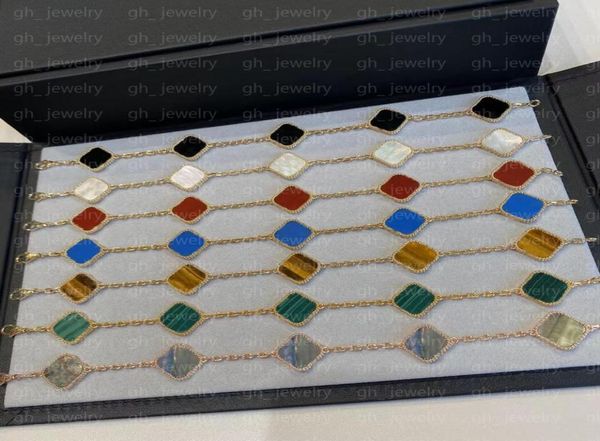 classic four leaf clover charm bracelets 18k gold mother of pearl abalone designer bracelet women party wedding gift jewelry4449616, Golden;silver
classic four leaf clover charm bracelets 18k gold mother of pearl abalone designer bracelet women party wedding gift jewelry4449616, Golden;silver