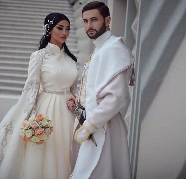 brilliant ball gown muslim wedding dresses with long sleeve high neck appliques abric dubai vestido de noiva wedding gowns long tr8086160, White
brilliant ball gown muslim wedding dresses with long sleeve high neck appliques abric dubai vestido de noiva wedding gowns long tr8086160, White