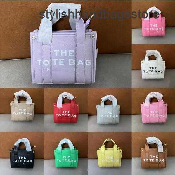other bags luxury the tote bag designer bag women mini pu leather crossbody shoulder handbags with strap black pink totes bags handbagstylis, Black;red
other bags luxury the tote bag designer bag women mini pu leather crossbody shoulder handbags with strap black pink totes bags handbagstylis, Black;red
