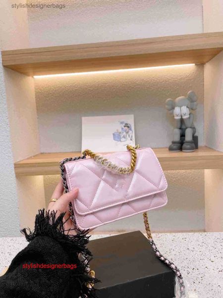 women's shoulder bag luxury tote purse handbag message bags cluth brand classic genuine leather crossbody flap silver chain size 19cm p
women's shoulder bag luxury tote purse handbag message bags cluth brand classic genuine leather crossbody flap silver chain size 19cm p
