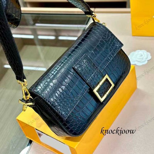 crocodile famous bag grain leather shoulder bag oversized metal ff magnetic buckle decoration ladies baguette bag women's fashion cross
crocodile famous bag grain leather shoulder bag oversized metal ff magnetic buckle decoration ladies baguette bag women's fashion cross