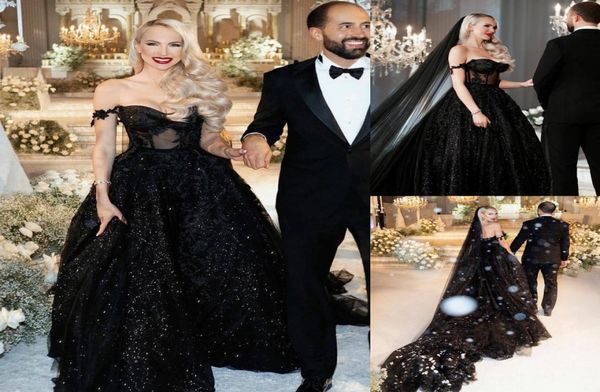 fashion black lace wedding dresses off the shoulder sweetheart neck a line backless bridal gowns sequined chapel train tulle robe 3933207, White
fashion black lace wedding dresses off the shoulder sweetheart neck a line backless bridal gowns sequined chapel train tulle robe 3933207, White