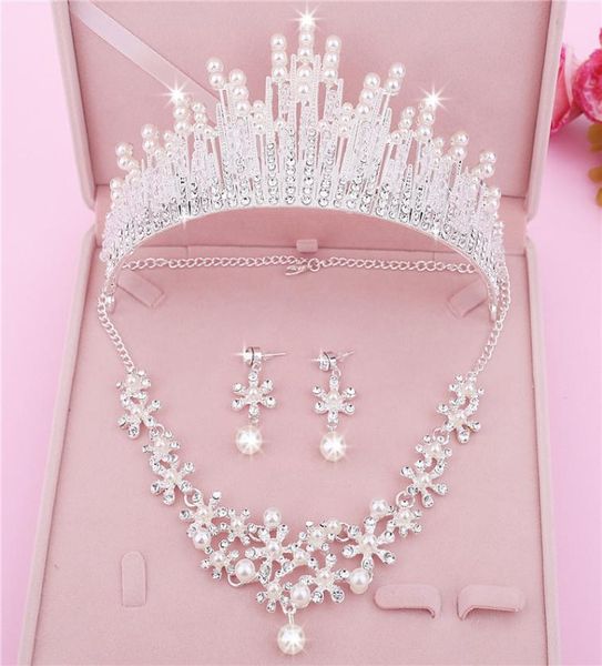 three pieces earrings necklines crowns crystals wedding tiaras beaded bridal crowns rhinestone headpieces comb hair accessor3652142, Silver
three pieces earrings necklines crowns crystals wedding tiaras beaded bridal crowns rhinestone headpieces comb hair accessor3652142, Silver
