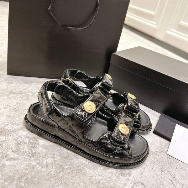 designer beach shoes summer cc sandals outdoor slides luxury slippers fashion slipper classics sandal women ahs3
designer beach shoes summer cc sandals outdoor slides luxury slippers fashion slipper classics sandal women ahs3