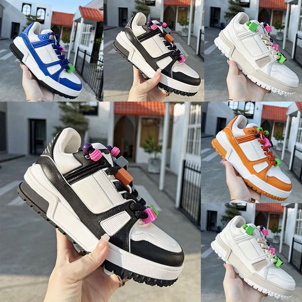 casual shoes signature accessories sneakers diy buckle has thick textile laces plate-forme mens women lace-up leather sports shoes blue gree, Black
casual shoes signature accessories sneakers diy buckle has thick textile laces plate-forme mens women lace-up leather sports shoes blue gree, Black