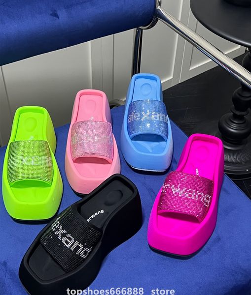 2023 summer new brand designer beach slippers alexander sandals for women trendy waterproof soft thick bottom jelly slide ladies slip-on sli, Black
2023 summer new brand designer beach slippers alexander sandals for women trendy waterproof soft thick bottom jelly slide ladies slip-on sli, Black