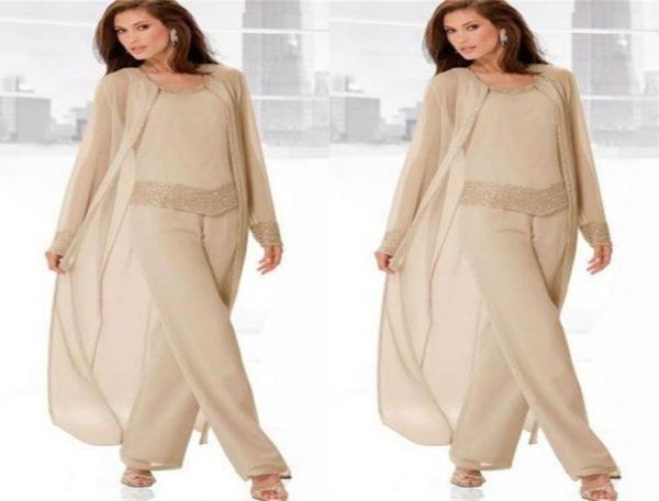 2020 champagne three pieces mother of the bride suits with jackets long sleeve beaded chiffon formal plus size women dress evening8056504, Black;red
2020 champagne three pieces mother of the bride suits with jackets long sleeve beaded chiffon formal plus size women dress evening8056504, Black;red