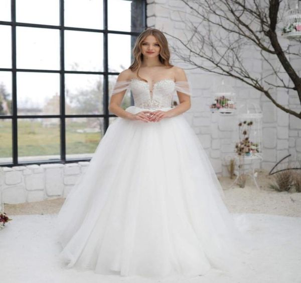 vintage plus size a line wedding dresses with lace tulle off shoulder corset back sweep train bridal gowns for garden country8783647, White
vintage plus size a line wedding dresses with lace tulle off shoulder corset back sweep train bridal gowns for garden country8783647, White