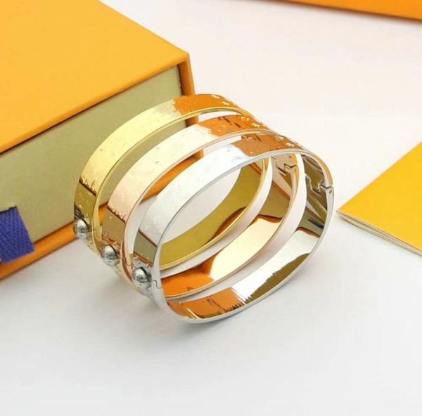2022 rose gold classic bracelet women jewelry design diamond bracelet fashion titanium steel bracelet goldplated never fade h6913986, Golden;silver
2022 rose gold classic bracelet women jewelry design diamond bracelet fashion titanium steel bracelet goldplated never fade h6913986, Golden;silver