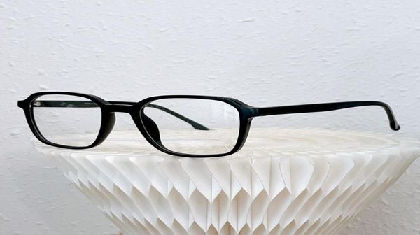 womens eyeglasses frame clear lens men sun gasses fashion style protects eyes uv400 with case 932577139392, Silver
womens eyeglasses frame clear lens men sun gasses fashion style protects eyes uv400 with case 932577139392, Silver