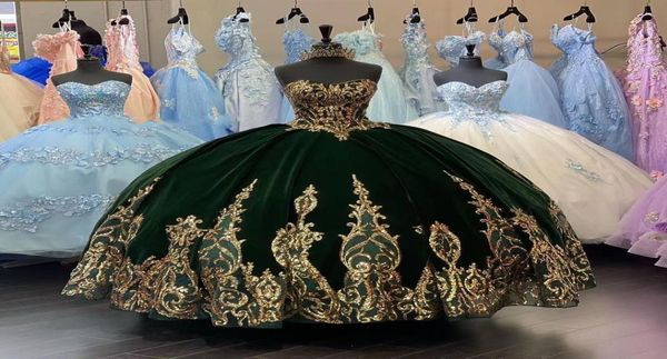 sparkly green velvet quinceanera dresses ball gown sequin appliques graduation gowns birthday party wear sweet 15 16 dress9800125, Blue;red
sparkly green velvet quinceanera dresses ball gown sequin appliques graduation gowns birthday party wear sweet 15 16 dress9800125, Blue;red