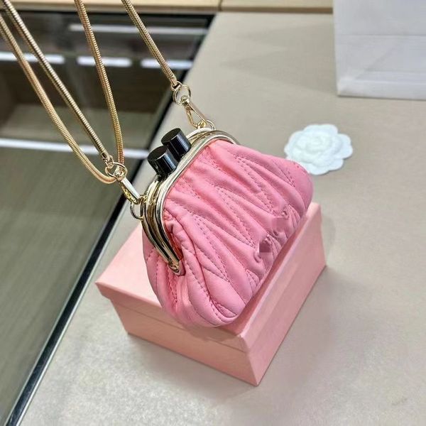 designer women's bag fashion shell bag casual letter underarm cloud crossbody bag fashion shopping bag hobo handbag luxury purse
designer women's bag fashion shell bag casual letter underarm cloud crossbody bag fashion shopping bag hobo handbag luxury purse