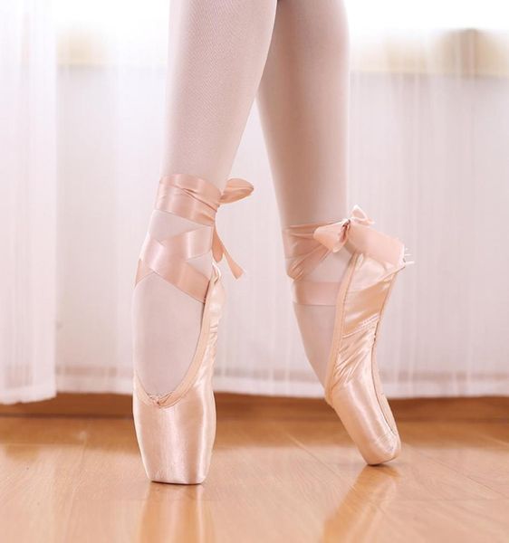 professional ballet pointe shoes canvas satin pink black red ballerina for dancing performance with toe pad 2010178654023
professional ballet pointe shoes canvas satin pink black red ballerina for dancing performance with toe pad 2010178654023