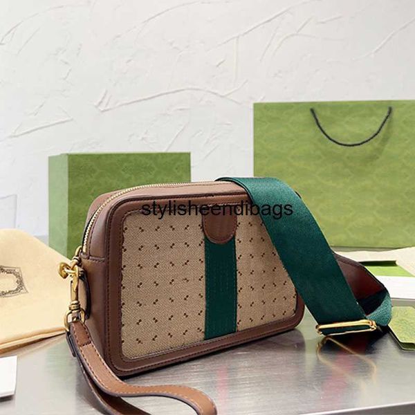 shoulder bags designer camera bag crossbody bags genuine leather handbag classic letter canvas women clutch wallet wide striped nylon strap
shoulder bags designer camera bag crossbody bags genuine leather handbag classic letter canvas women clutch wallet wide striped nylon strap
