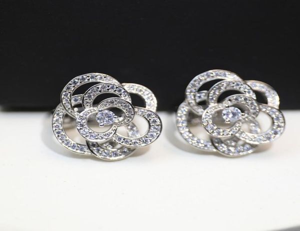 pattern hollow earrings with diamond camellia shining s925 sterling silver fashion luxury platinum brand jewelry 2022 love32790672776008, Golden
pattern hollow earrings with diamond camellia shining s925 sterling silver fashion luxury platinum brand jewelry 2022 love32790672776008, Golden