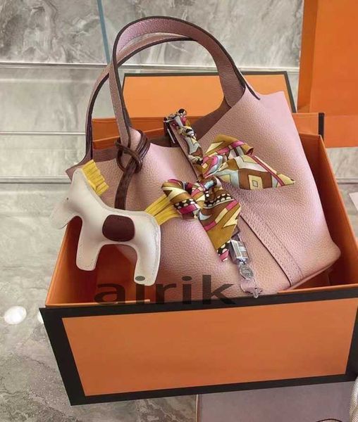vegetable basket bags picotin lock female genuine leather 2023 first layer cowhide handbag large capacity bucket bag brand tote luxury cvn n
vegetable basket bags picotin lock female genuine leather 2023 first layer cowhide handbag large capacity bucket bag brand tote luxury cvn n