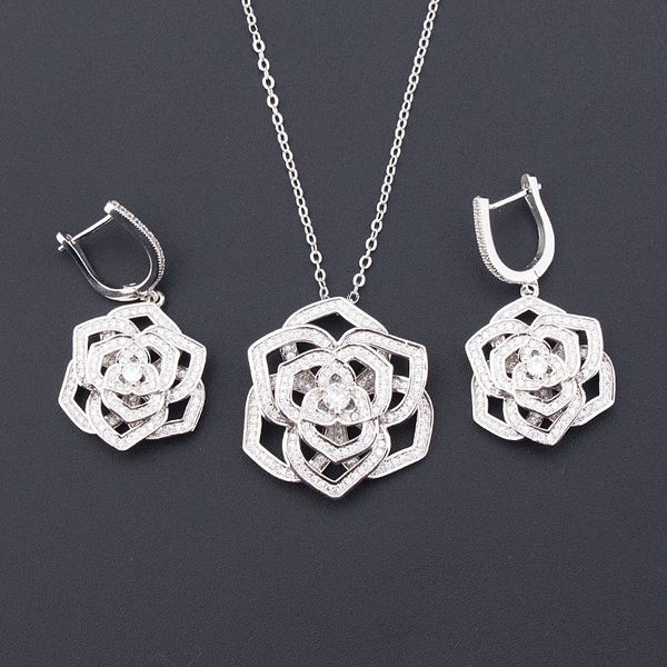 silver rose flower fine chain snake diamond pendants long necklaces for women trendy set luxury designer jewelry party christmas wedding gif
silver rose flower fine chain snake diamond pendants long necklaces for women trendy set luxury designer jewelry party christmas wedding gif