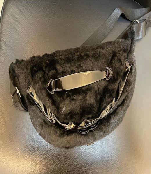 fashion waist bag classic pattern black sport winter belt bag flannel case lady plush storage case8183121
fashion waist bag classic pattern black sport winter belt bag flannel case lady plush storage case8183121
