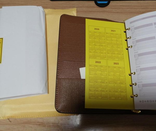 20202023 brand agenda card notebook notebook cover leather diary leather belt dust bag and box card notebook style9304092, Red;black
20202023 brand agenda card notebook notebook cover leather diary leather belt dust bag and box card notebook style9304092, Red;black