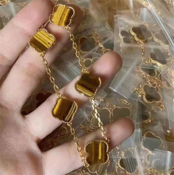 fashion classic 4four leaf clover charm bracelets bangle chain 18k gold agate shell motherofpearl for women girl wedding mother3473374, Golden;silver
fashion classic 4four leaf clover charm bracelets bangle chain 18k gold agate shell motherofpearl for women girl wedding mother3473374, Golden;silver