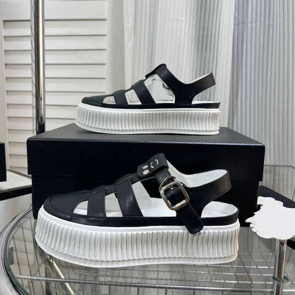 fashion sandals summer ccity women slippers slide leather leisure channel sandals luxury designers platform sandals xn023, Black
fashion sandals summer ccity women slippers slide leather leisure channel sandals luxury designers platform sandals xn023, Black
