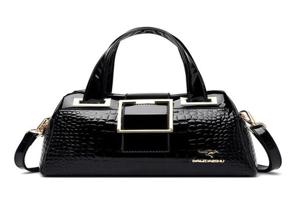 middleaged women039s bag simple trendy oneshoulder messenger bags fashionable largecapacity handbag6131819
middleaged women039s bag simple trendy oneshoulder messenger bags fashionable largecapacity handbag6131819