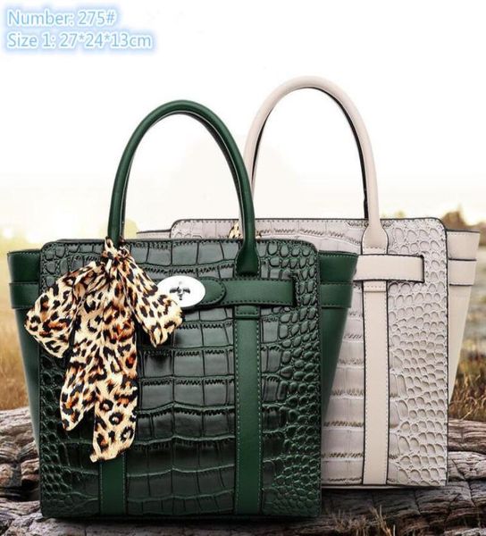 whole factory ladies shoulder bags elegant temperament bow ribbon handbag trend embossed stone pattern jiaozi bag simple joker9153471
whole factory ladies shoulder bags elegant temperament bow ribbon handbag trend embossed stone pattern jiaozi bag simple joker9153471