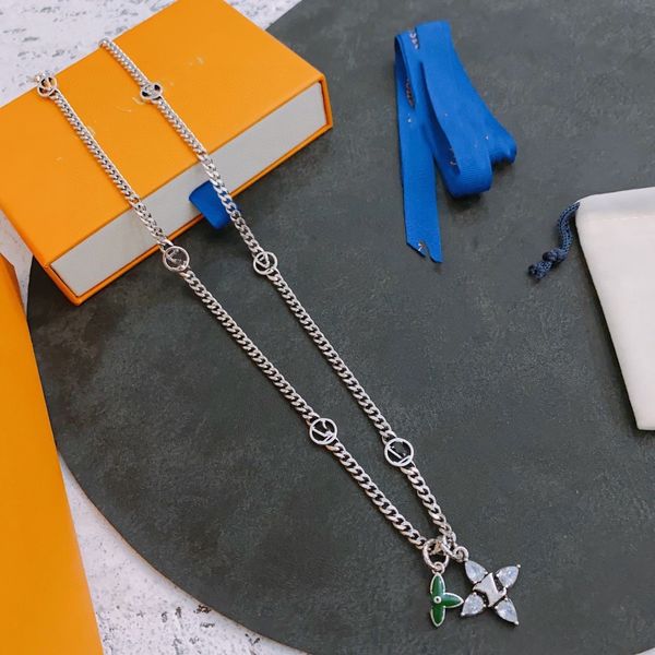 2023 luxury brand designer pendants necklaces letter luis choker pendant necklace beads chain jewelry viutonity accessories gifts al2e, Silver
2023 luxury brand designer pendants necklaces letter luis choker pendant necklace beads chain jewelry viutonity accessories gifts al2e, Silver