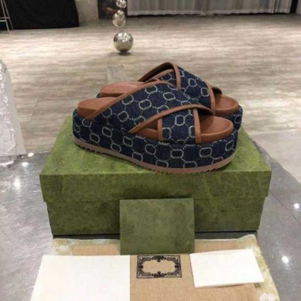 thick platform sandals macaron bottom non-slip soft bottom fashion g house slipper women wear beach flip-flops thick soled slippers sandal d, Black
thick platform sandals macaron bottom non-slip soft bottom fashion g house slipper women wear beach flip-flops thick soled slippers sandal d, Black