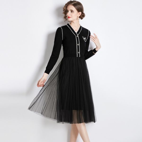 2023 spring new item european station fashion women's big sleeve long sleeve v-neck knitted spliced mesh dress e023, Black;gray
2023 spring new item european station fashion women's big sleeve long sleeve v-neck knitted spliced mesh dress e023, Black;gray