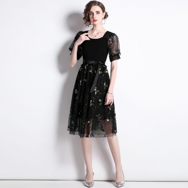 2023 new summer european station fashion women's short sleeve lace knitted spliced sequins embroidered mesh dress, Black;gray 
2023 new summer european station fashion women's short sleeve lace knitted spliced sequins embroidered mesh dress, Black;gray