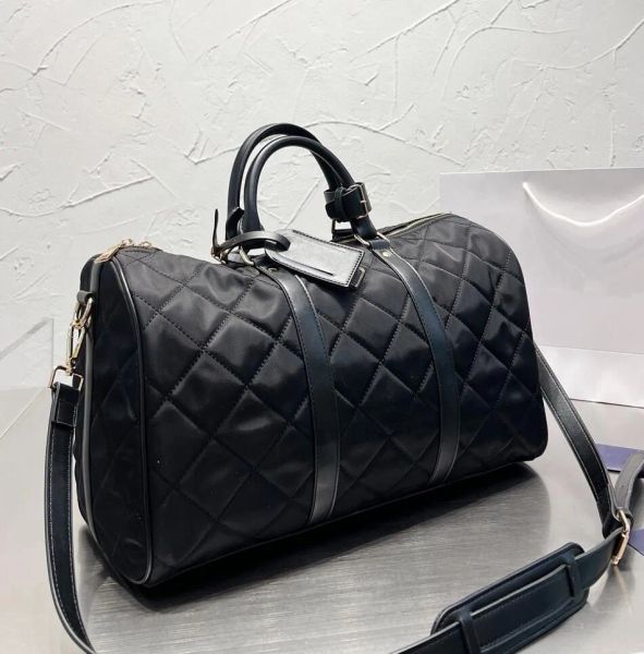 Luxury Designer Nylon Unisex Triangle Travelling bag Fashion Men Commerce Gentleman Handbag High Capacity Portable Classic Duffel Single-Shoulder Bag, Black
Luxury Designer Nylon Unisex Triangle Travelling bag Fashion Men Commerce Gentleman Handbag High Capacity Portable Classic Duffel Single-Shoulder Bag, Black
