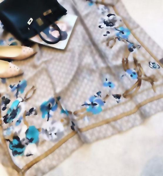 2021 brand summer scarf for women shawls wraps lady pashmina print oversize silk scarves foulard stoles 18090cm8866034, Blue;gray
2021 brand summer scarf for women shawls wraps lady pashmina print oversize silk scarves foulard stoles 18090cm8866034, Blue;gray