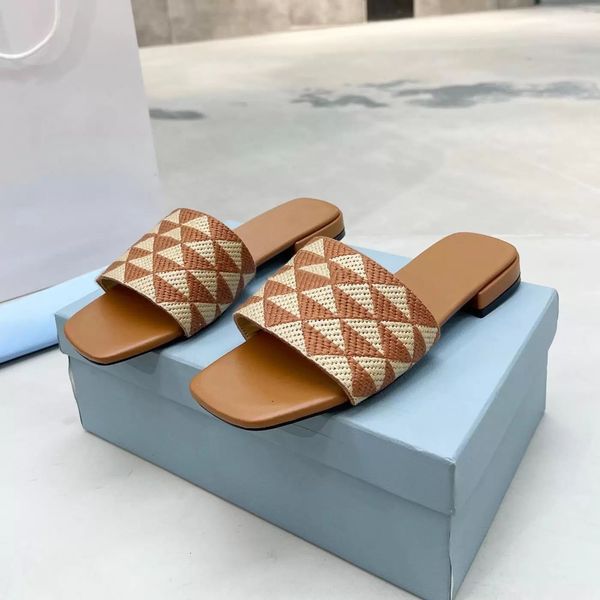 2023 designer slippers womens slippers embroidered fabric slides metal triangle flat flip flops fashion plaid outdoor shoes 35-43, Black
2023 designer slippers womens slippers embroidered fabric slides metal triangle flat flip flops fashion plaid outdoor shoes 35-43, Black