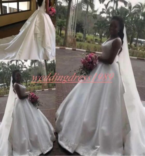 vintage vneck african wedding dresses satin aline sleeveless mariage arabic bridal ball gown for bride country plus size robe de3497013, White
vintage vneck african wedding dresses satin aline sleeveless mariage arabic bridal ball gown for bride country plus size robe de3497013, White