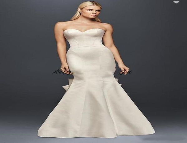 white wedding dresses bridal gowns truly zac posen seamed mermaid satin dress with big bow modest strapless covered button fishtai2785091
white wedding dresses bridal gowns truly zac posen seamed mermaid satin dress with big bow modest strapless covered button fishtai2785091