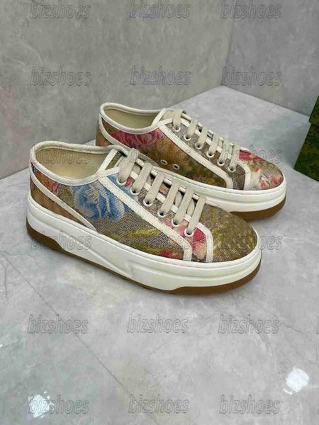 50mm tennis treck low-sneakers 2023 ss designer women's canvas shoes designers chunky rubber tread sole casual shoes for women italy do
50mm tennis treck low-sneakers 2023 ss designer women's canvas shoes designers chunky rubber tread sole casual shoes for women italy do