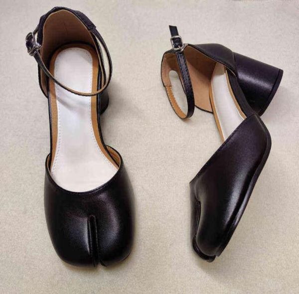 dress shoes women split toe ninja tabi pump woman high heel pig feet shallow sandal buckle round 2207154855543, Black
dress shoes women split toe ninja tabi pump woman high heel pig feet shallow sandal buckle round 2207154855543, Black