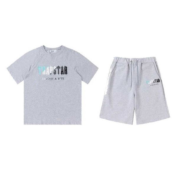 premium men's t-shirt trapstar designer embroidered alphabet luxury black and white rainbow sports fashion pure cotton thread short sle, White;black
premium men's t-shirt trapstar designer embroidered alphabet luxury black and white rainbow sports fashion pure cotton thread short sle, White;black