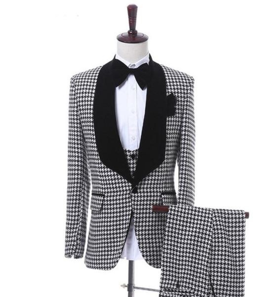 black plaid cloth men suits three piece jacket pants vest 2018 classic fit one button wedding groom tuxedos custom made1282505, Black;gray
black plaid cloth men suits three piece jacket pants vest 2018 classic fit one button wedding groom tuxedos custom made1282505, Black;gray