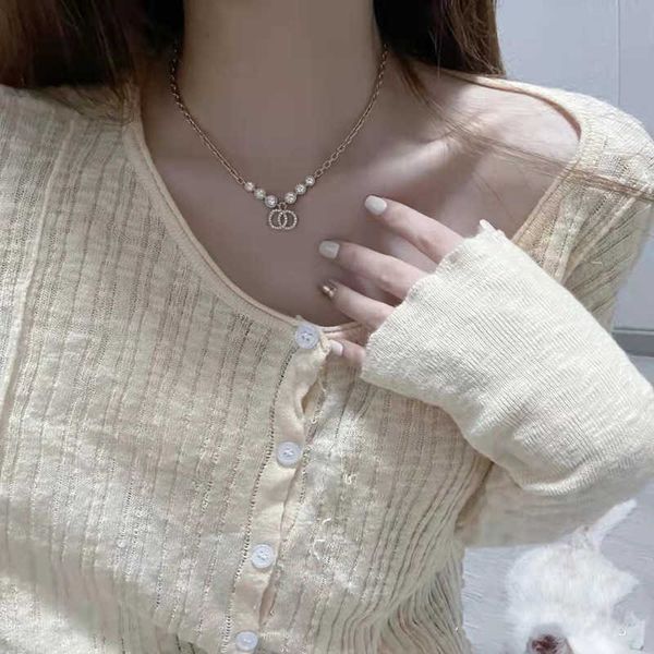 grandma xiang 2021 new micro inlaid zircon full diamond pendant necklace gold and silver two-color clavicle sweater chain
grandma xiang 2021 new micro inlaid zircon full diamond pendant necklace gold and silver two-color clavicle sweater chain