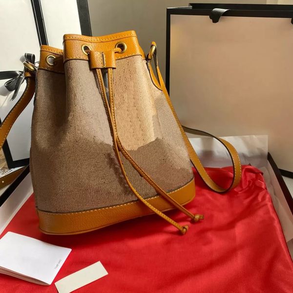 20231 animal pattern bucket bag luxury designer women purse genuine leather shoulder handbag cross body purses totes crossbody bag size 26*3, Black;red
20231 animal pattern bucket bag luxury designer women purse genuine leather shoulder handbag cross body purses totes crossbody bag size 26*3, Black;red