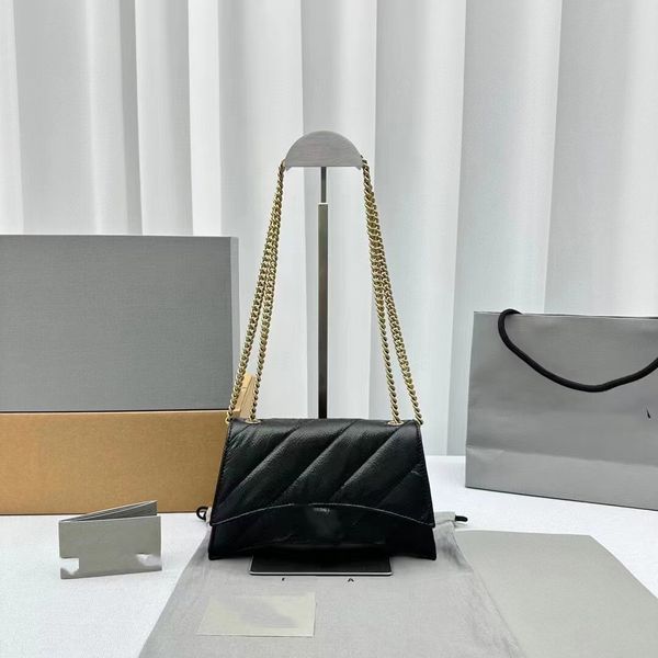 2023 shell bag luxury designer bags handbag messenger shoulder bag women fashion satchel leather
2023 shell bag luxury designer bags handbag messenger shoulder bag women fashion satchel leather