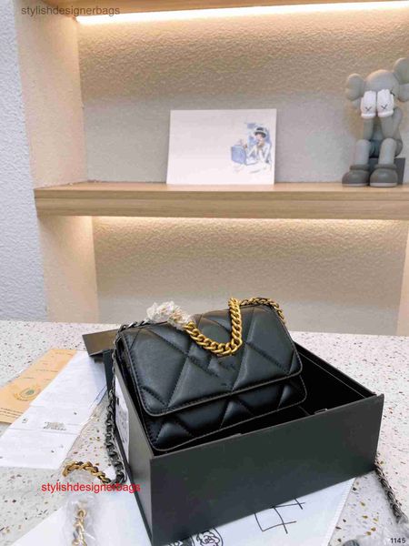 women's shoulder bag luxury tote purse handbag message bags cluth brand classic genuine leather crossbody flap silver chain mini 19cm b
women's shoulder bag luxury tote purse handbag message bags cluth brand classic genuine leather crossbody flap silver chain mini 19cm b