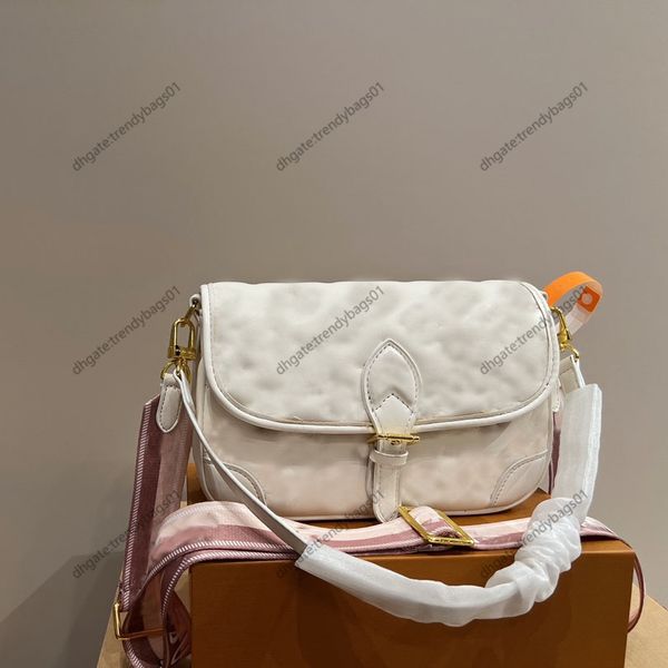 designer fashion tote bags genuine leather chain bag luxury versatile sling bag trendy pack nylon bags sac simple handbag crossbody bags for
designer fashion tote bags genuine leather chain bag luxury versatile sling bag trendy pack nylon bags sac simple handbag crossbody bags for