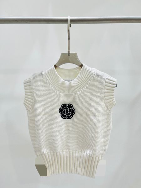 511 l 2023 summer sweaters women's pullover sweater black white striped crew neck short sleeve brand same style women's qian8, White;black
511 l 2023 summer sweaters women's pullover sweater black white striped crew neck short sleeve brand same style women's qian8, White;black