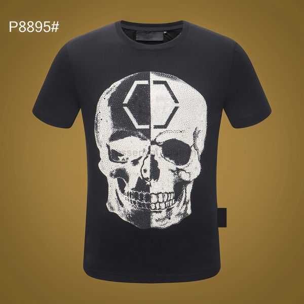 2023ss mens tshirts men designer plein bear skull diamond t shirt short sleeve dollar brown bear brand tee oneck skulls tshirt tees pb 55a0, White;black
2023ss mens tshirts men designer plein bear skull diamond t shirt short sleeve dollar brown bear brand tee oneck skulls tshirt tees pb 55a0, White;black