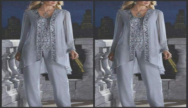 2019 new mother of the bride groom 3 piece pant suit silver chiffon beach wedding mothers dress long sleeves beads formal evening 1694865, Black;red
2019 new mother of the bride groom 3 piece pant suit silver chiffon beach wedding mothers dress long sleeves beads formal evening 1694865, Black;red
