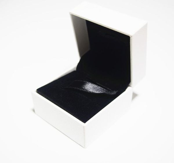 small white paper box package flat sponge or pillow inside for pandora charm bead necklace earrings ring pendant jewelry packaging7339553, Black;white
small white paper box package flat sponge or pillow inside for pandora charm bead necklace earrings ring pendant jewelry packaging7339553, Black;white